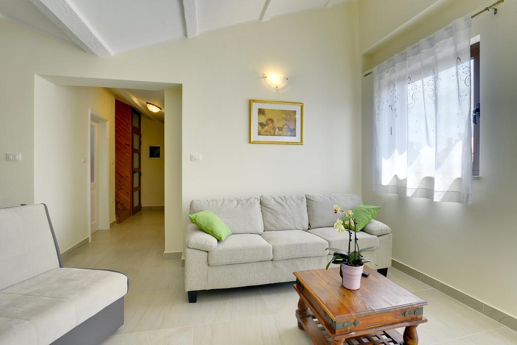 רוביני Apartment Rita 1 מראה חיצוני תמונה